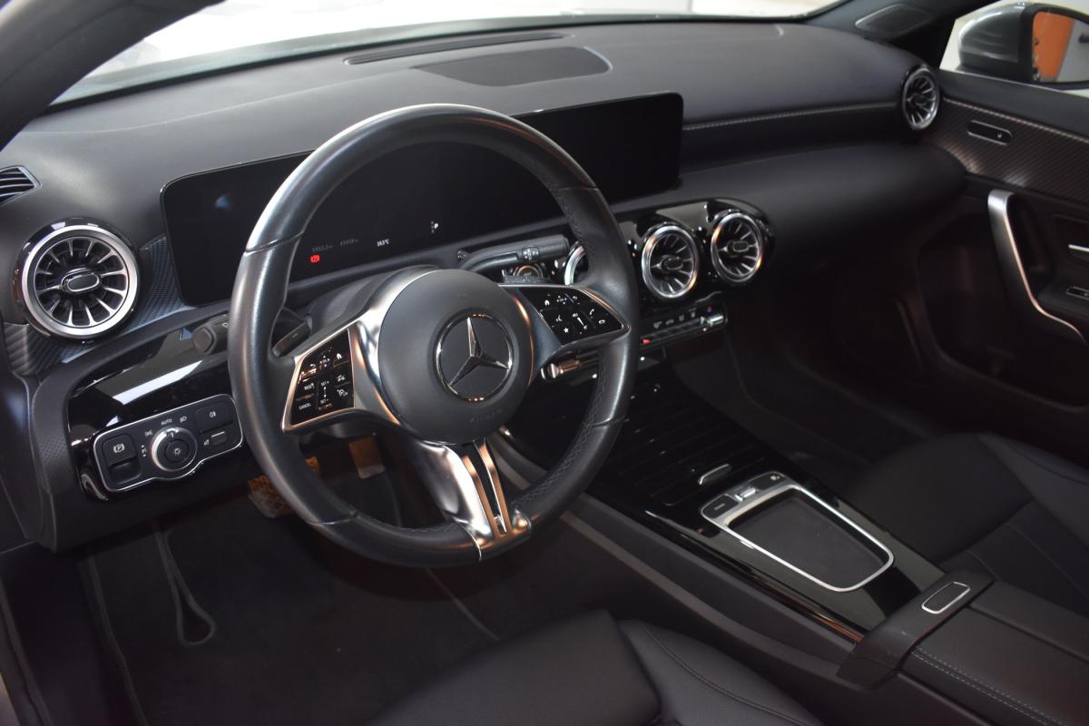 mercedes-benz-classe-a-2024-hibrido-a-gasolina-1332cc