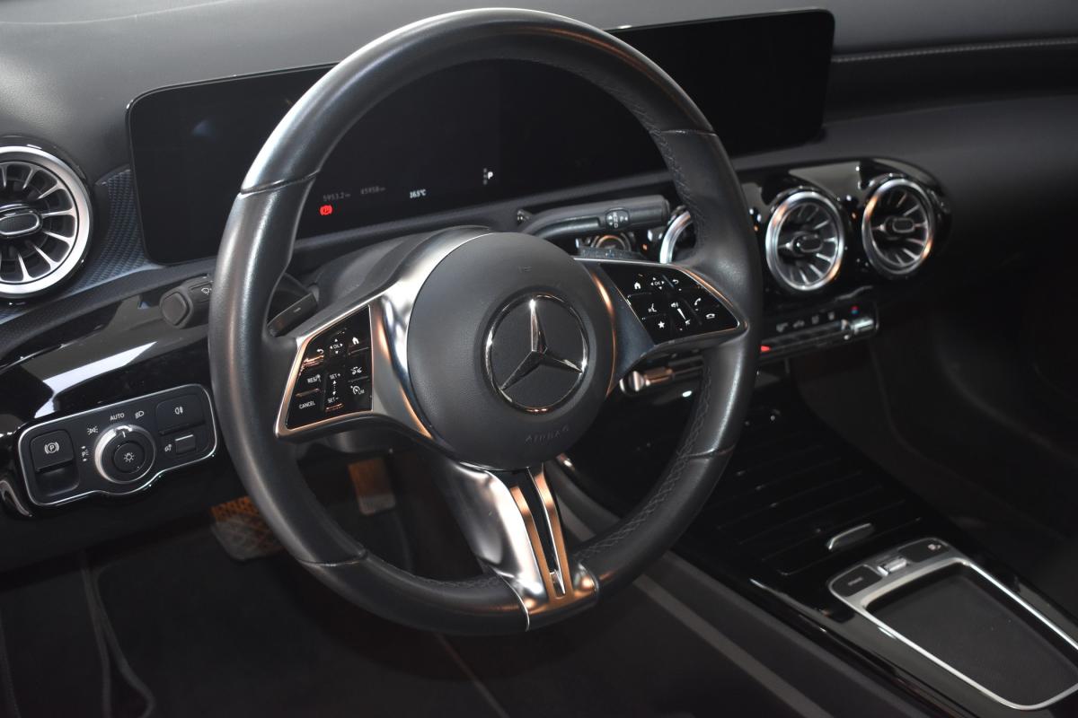 mercedes-benz-classe-a-2024-hibrido-a-gasolina-1332cc