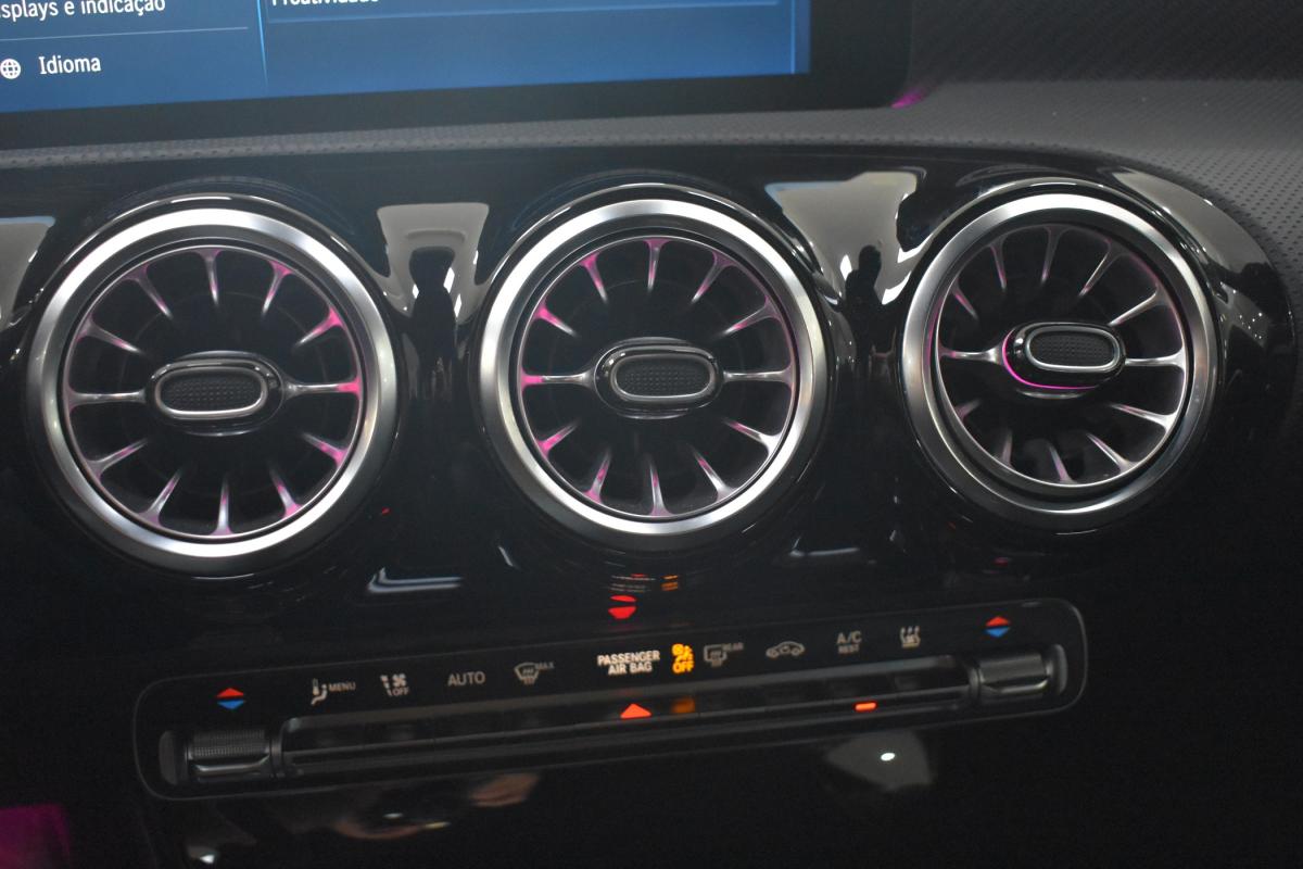 mercedes-benz-classe-a-2024-hibrido-a-gasolina-1332cc
