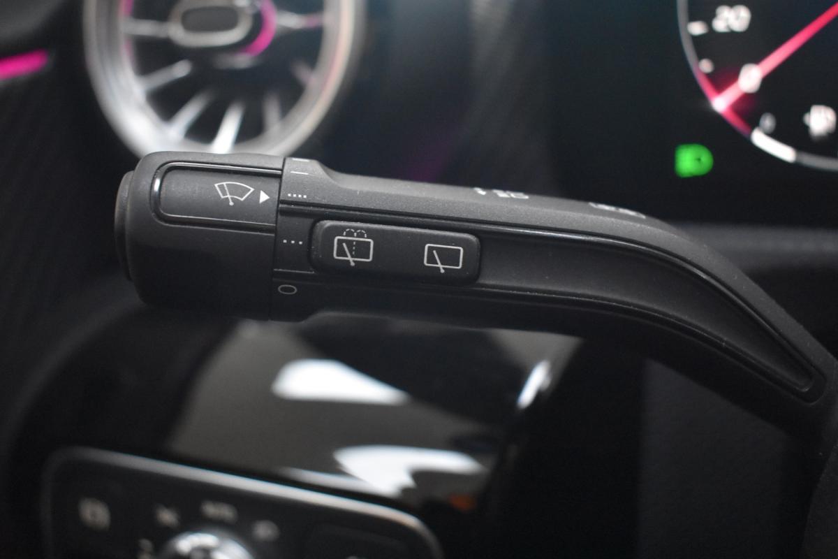 mercedes-benz-classe-a-2024-hibrido-a-gasolina-1332cc