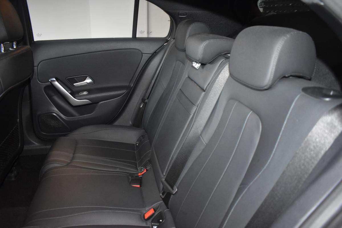mercedes-benz-classe-a-2024-hibrido-a-gasolina-1332cc