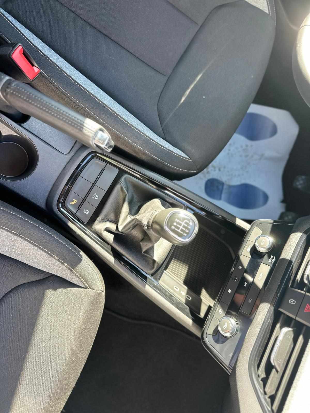skoda-kamiq-2025-gasolina-999cc