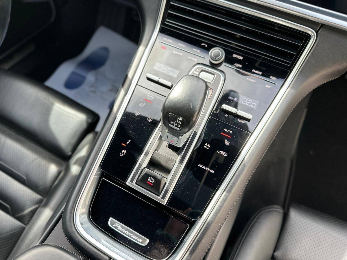 porsche-panamera-sport-turismo-2019-hibrido-a-gasolina-2894cc