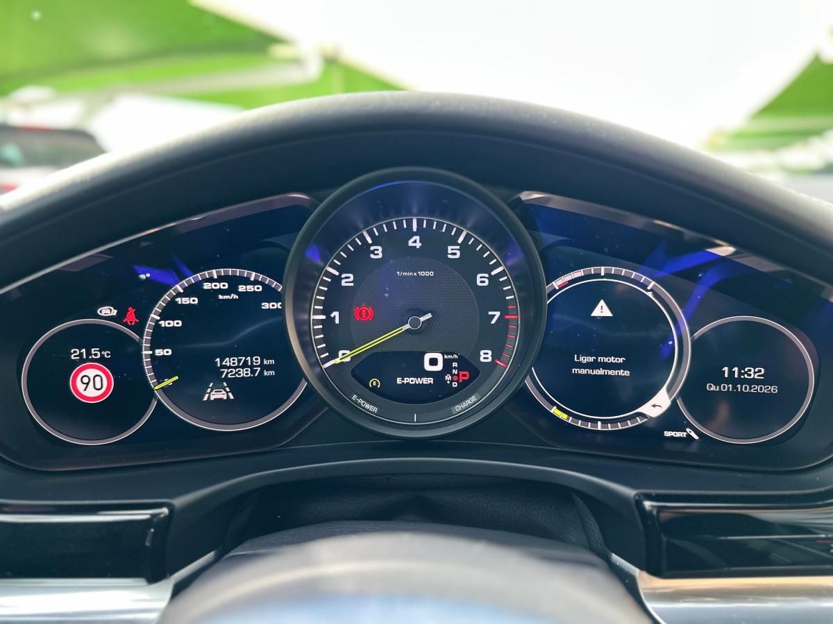 porsche-panamera-sport-turismo-2019-hibrido-a-gasolina-2894cc
