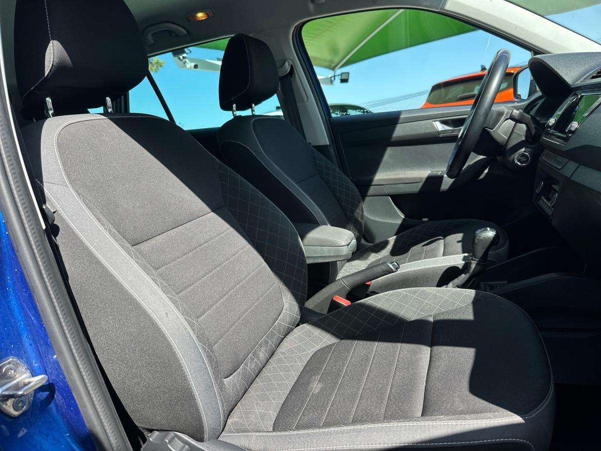 skoda-fabia-2022-gasolina-999cc