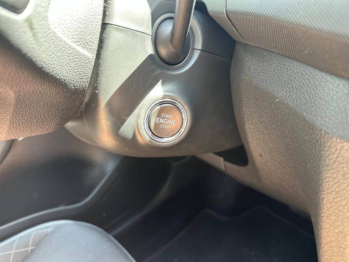 skoda-fabia-2022-gasolina-999cc