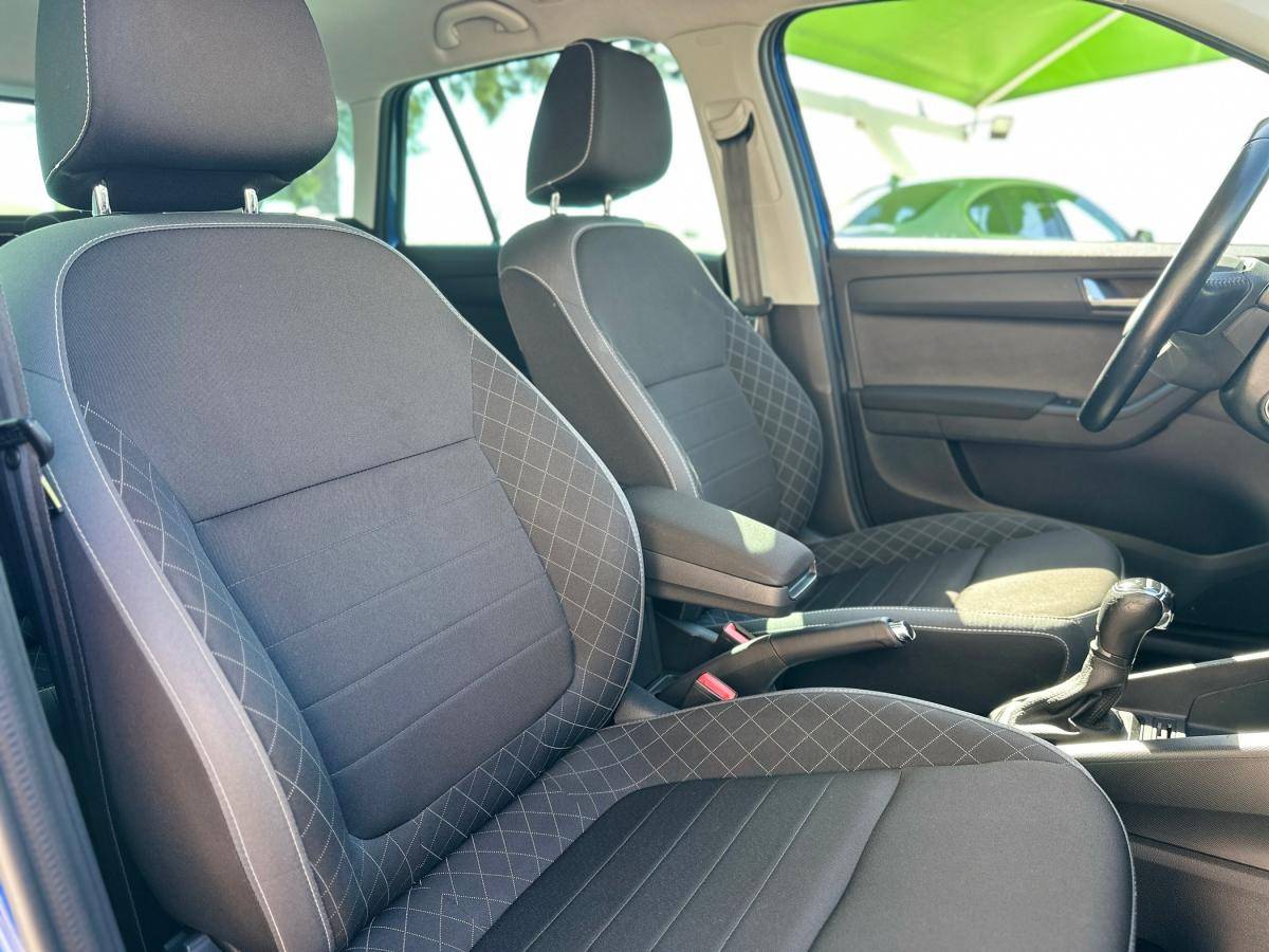 skoda-fabia-2022-gasolina-999cc