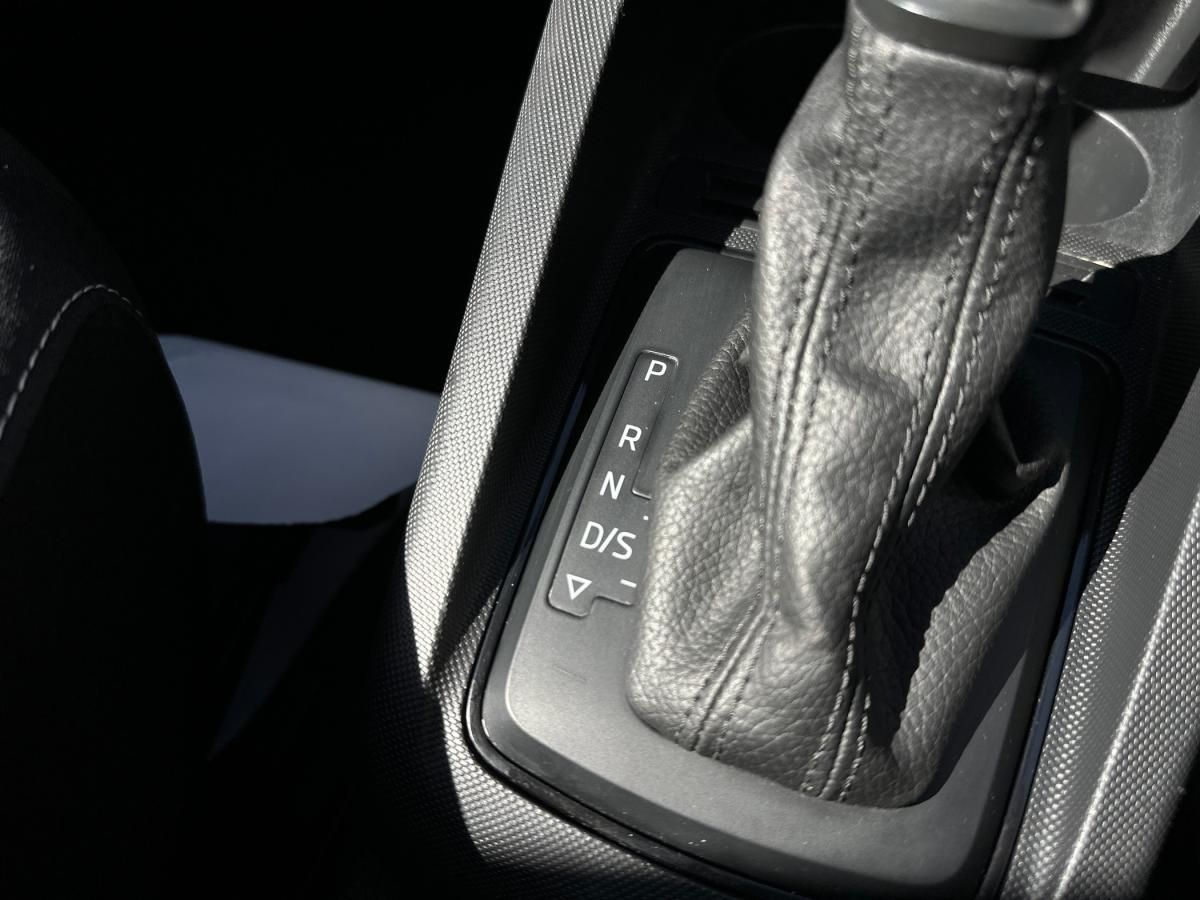 skoda-fabia-2022-gasolina-999cc