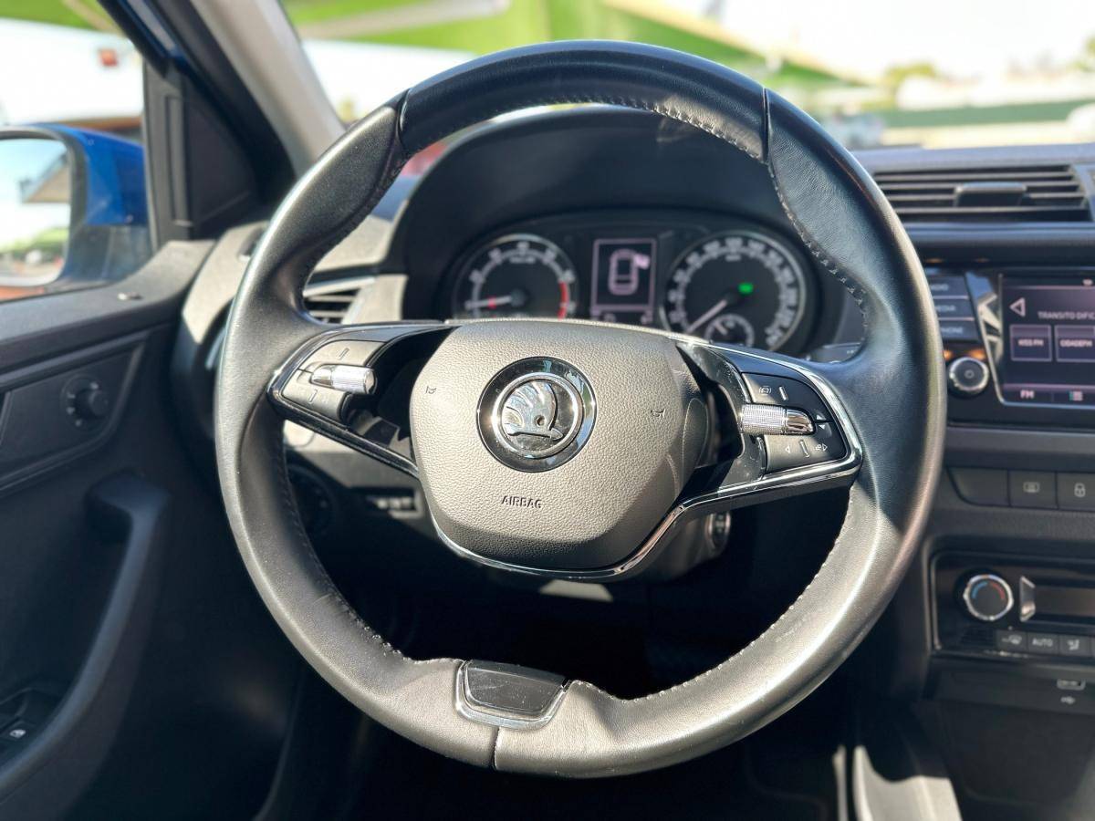 skoda-fabia-2022-gasolina-999cc