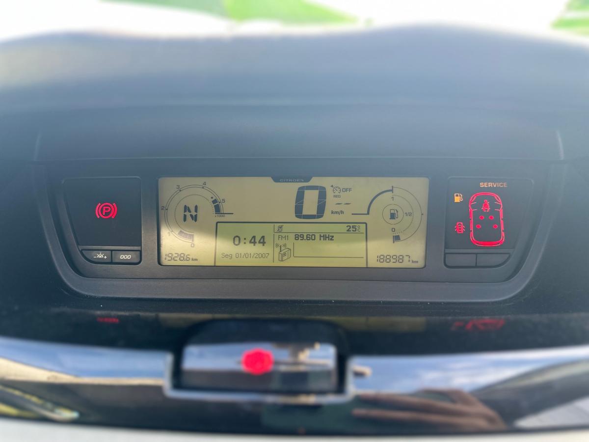 citroen-c4-grand-picasso-2011-diesel-1560cc