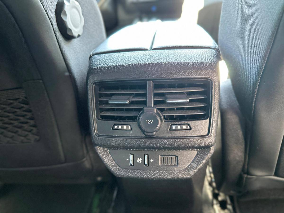 peugeot-5008-2023-diesel-1499cc