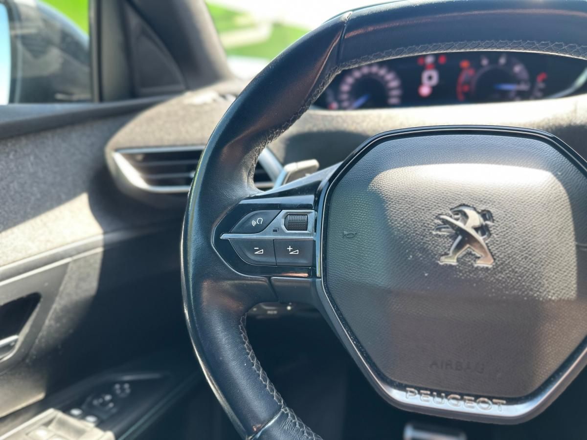 peugeot-5008-2023-diesel-1499cc