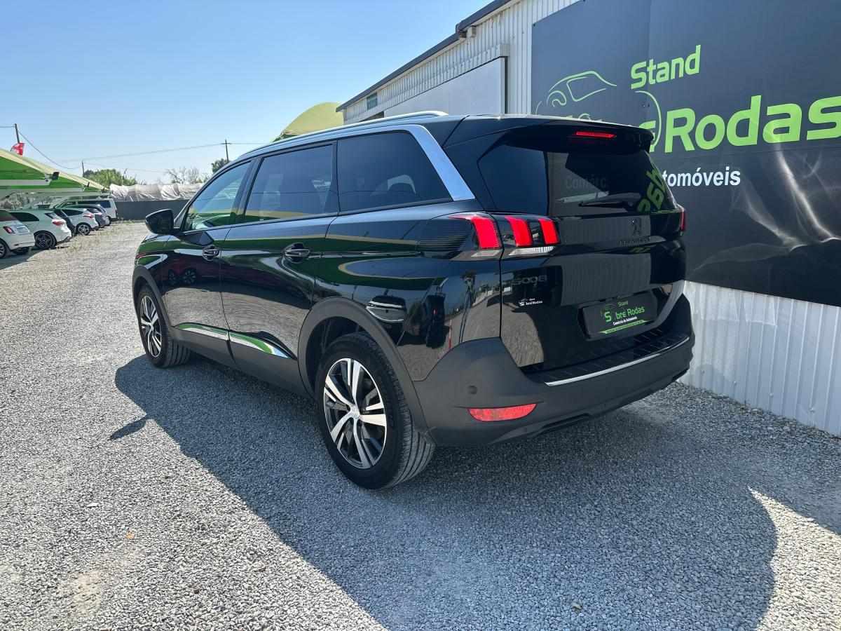 peugeot-5008-2023-diesel-1499cc