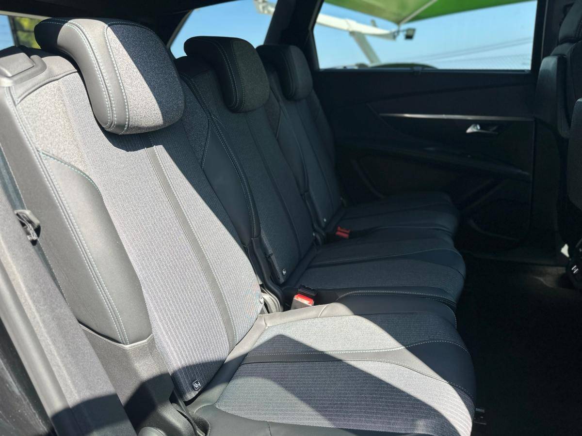peugeot-5008-2023-diesel-1499cc