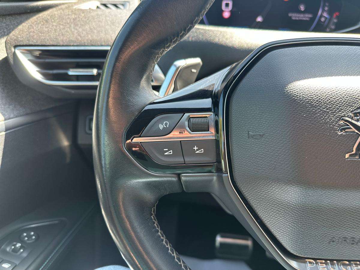 peugeot-5008-2023-diesel-1499cc