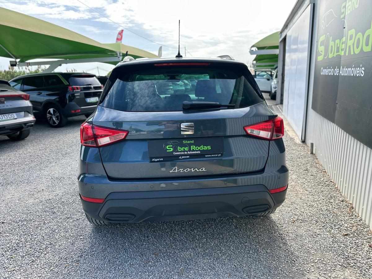 seat-arona-2023-gasolina-999cc