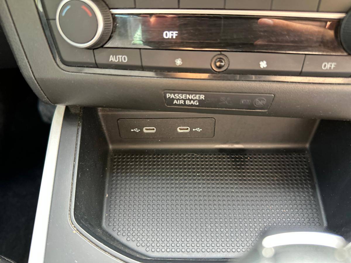 seat-arona-2023-gasolina-999cc