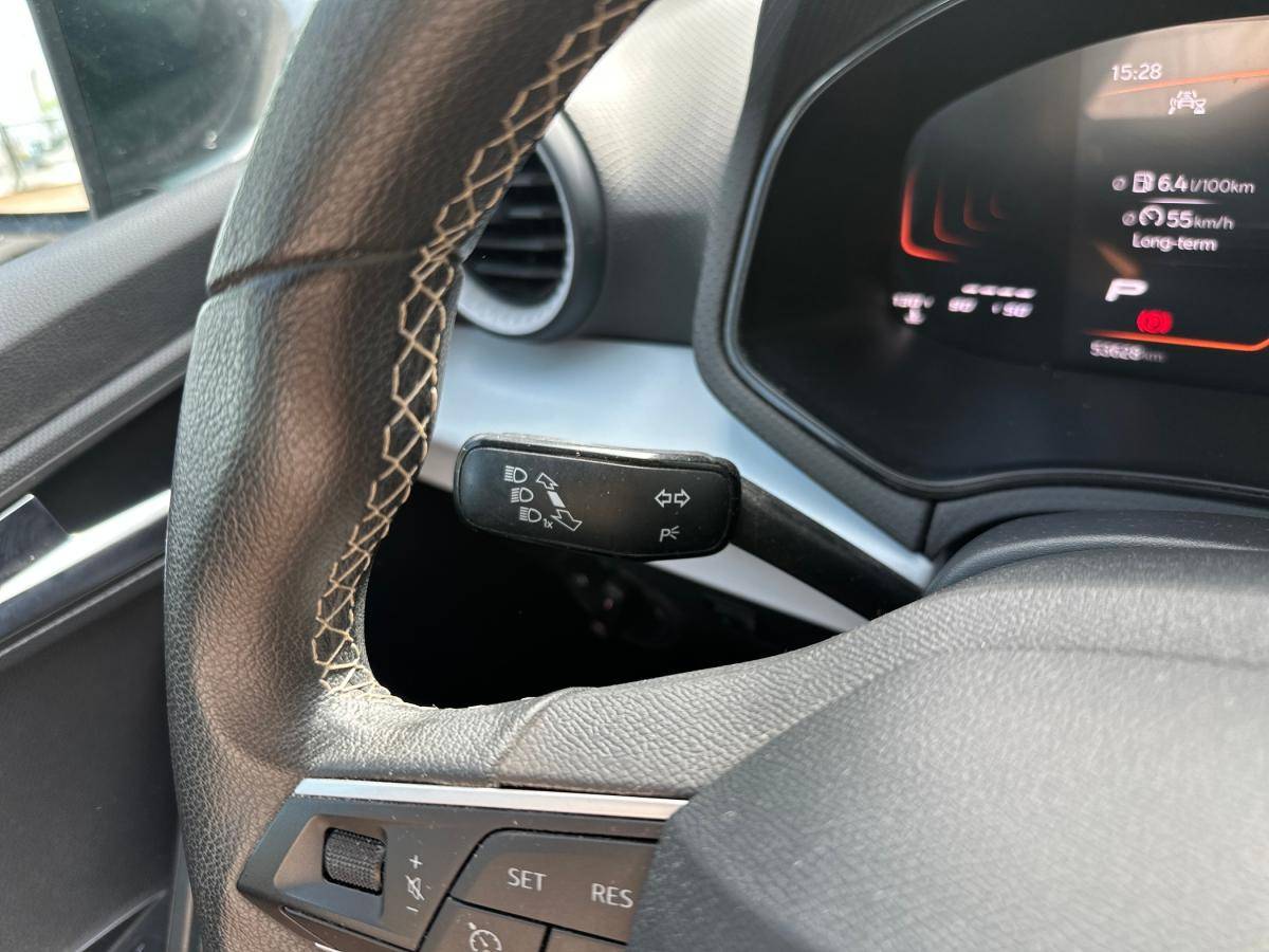 seat-arona-2023-gasolina-999cc