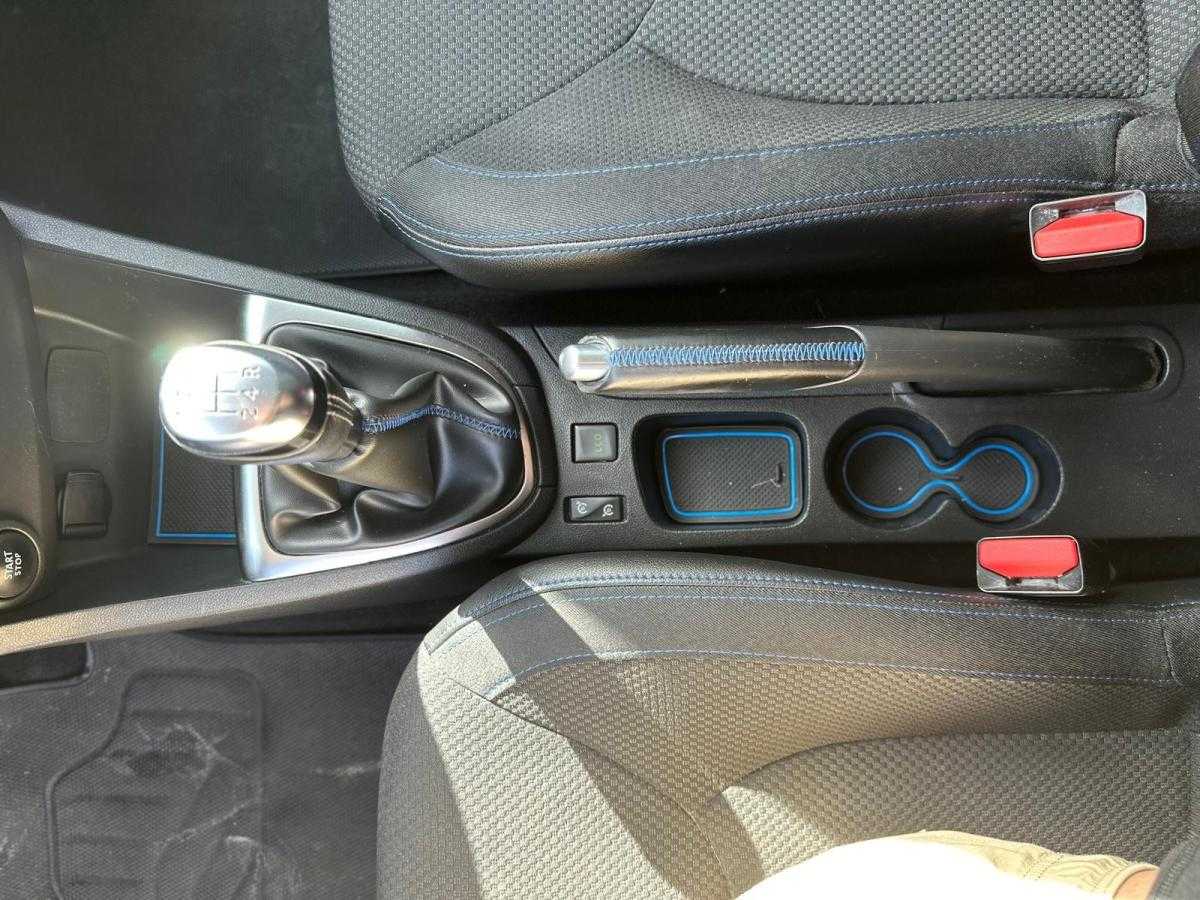 renault-clio-sport-tourer-2018-diesel-1461cc
