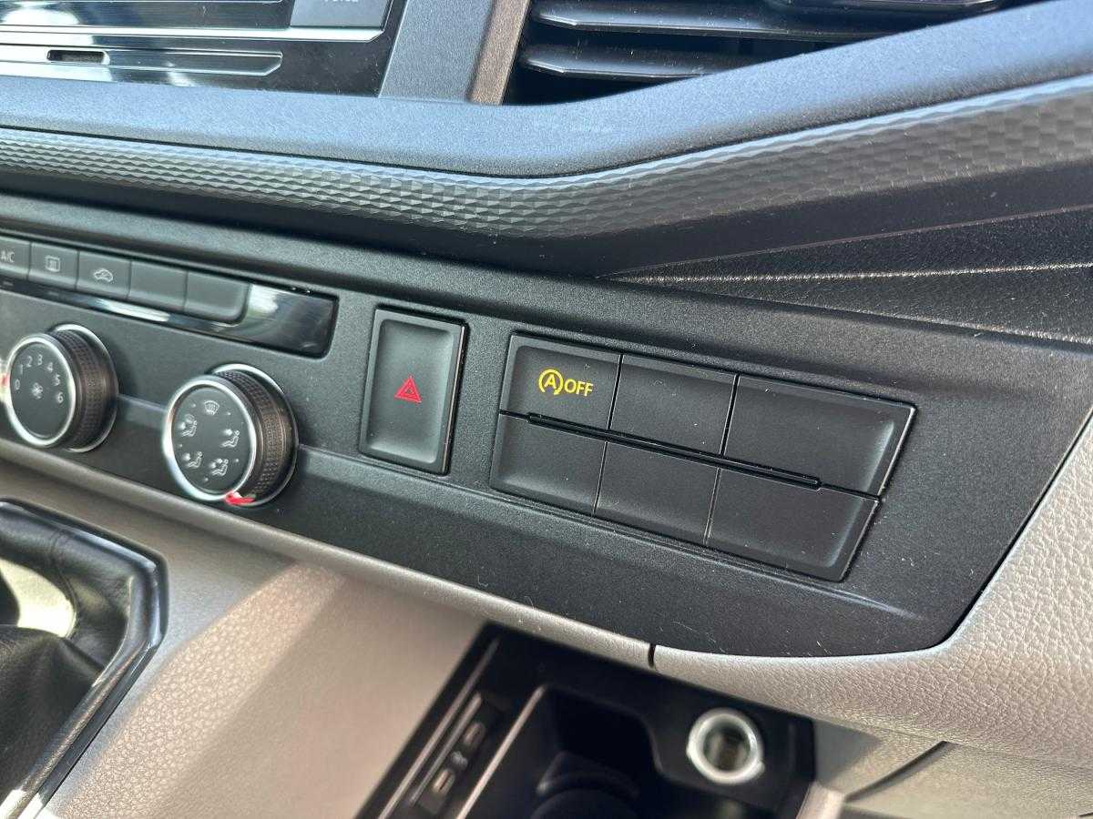 volkswagen-transporter-2021-diesel-1968cc