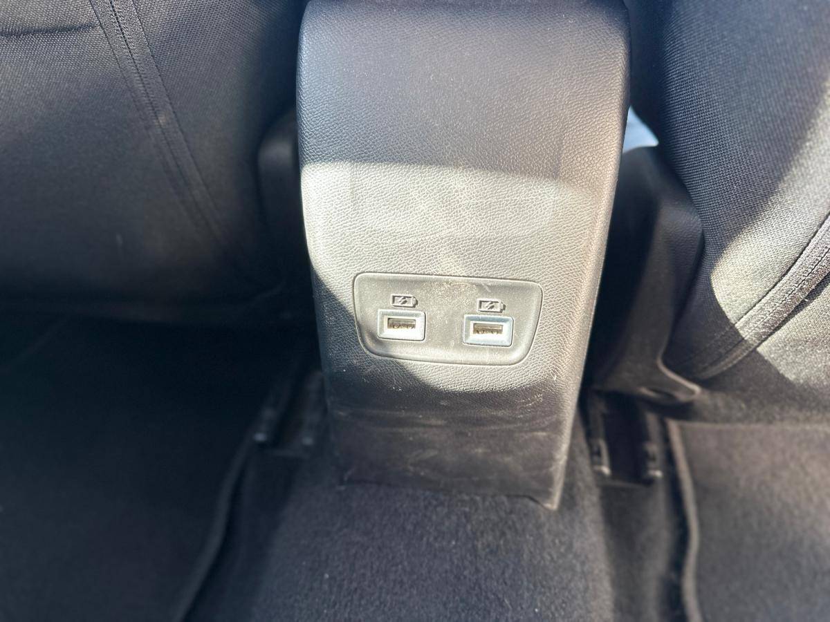 peugeot-208-2022-gasolina-1199cc