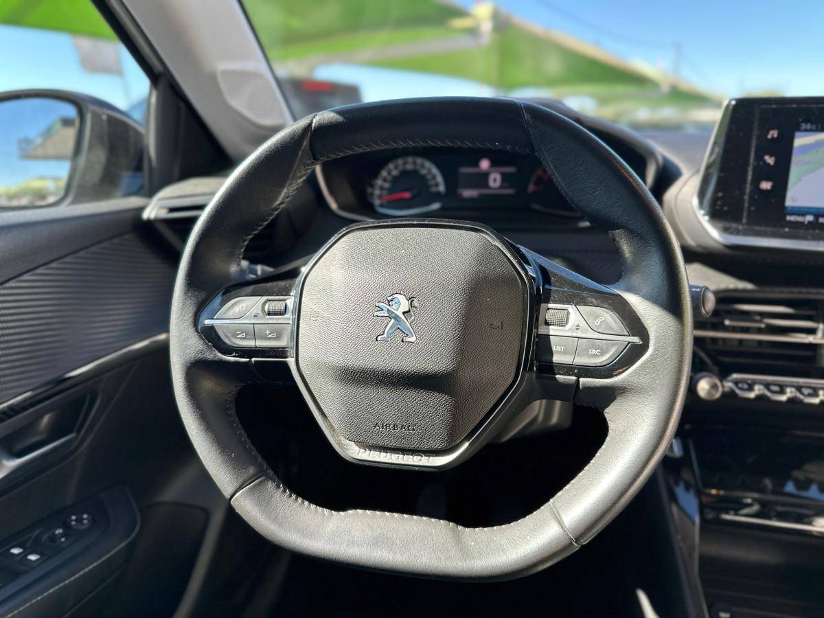 peugeot-208-2022-gasolina-1199cc