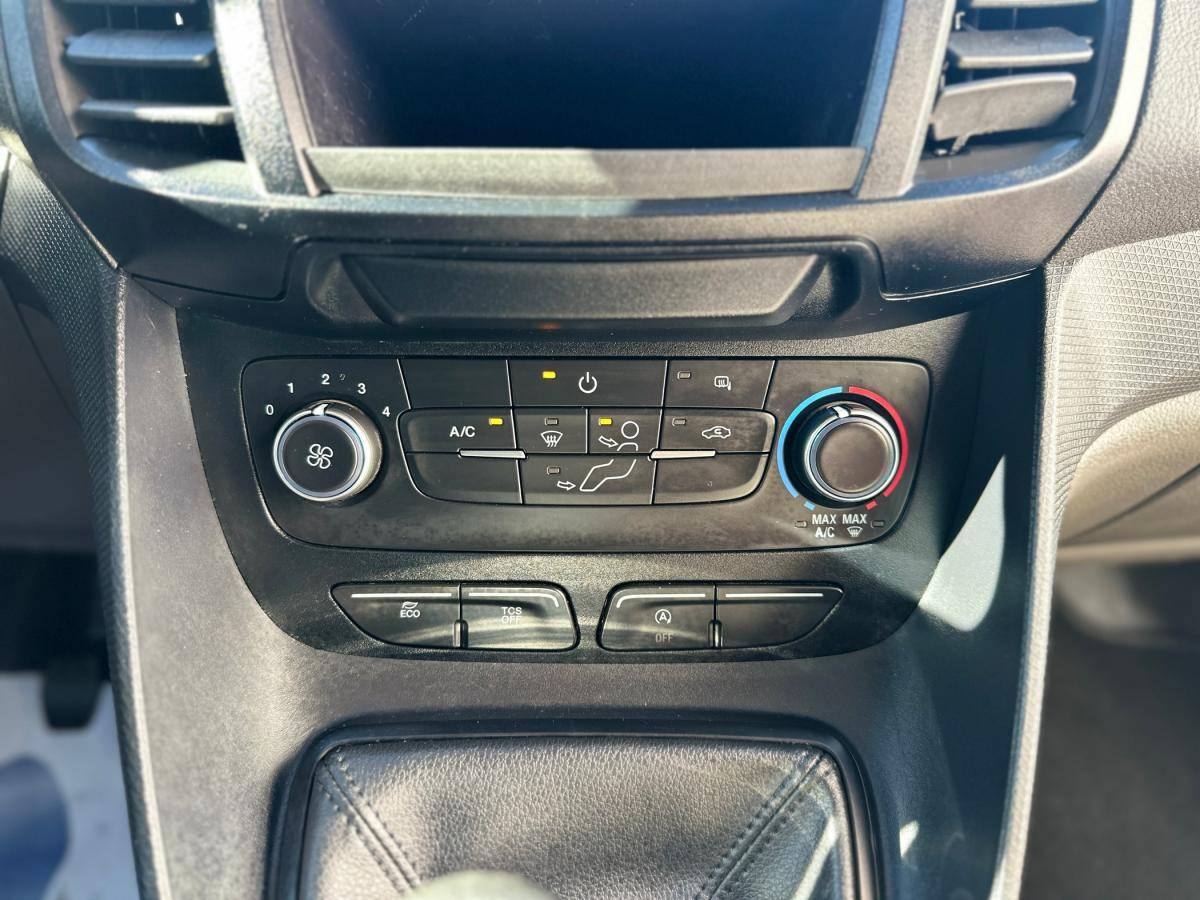 ford-transit-connect-2023-diesel-1499cc