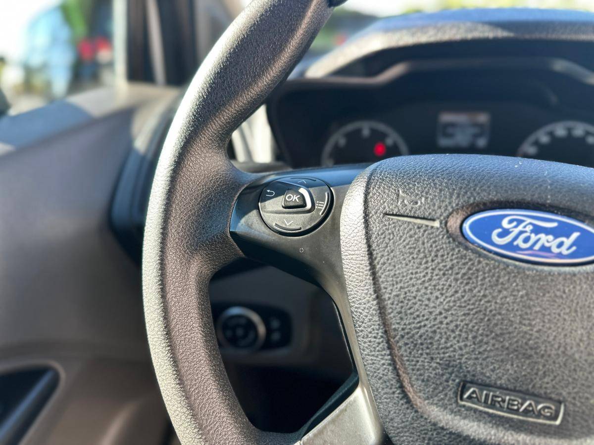 ford-transit-connect-2023-diesel-1499cc