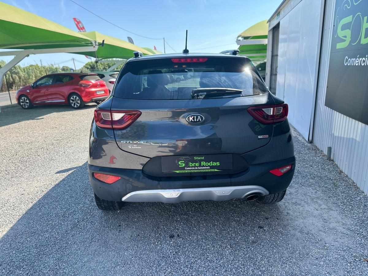 kia-stonic-2018-gasolina-998cc
