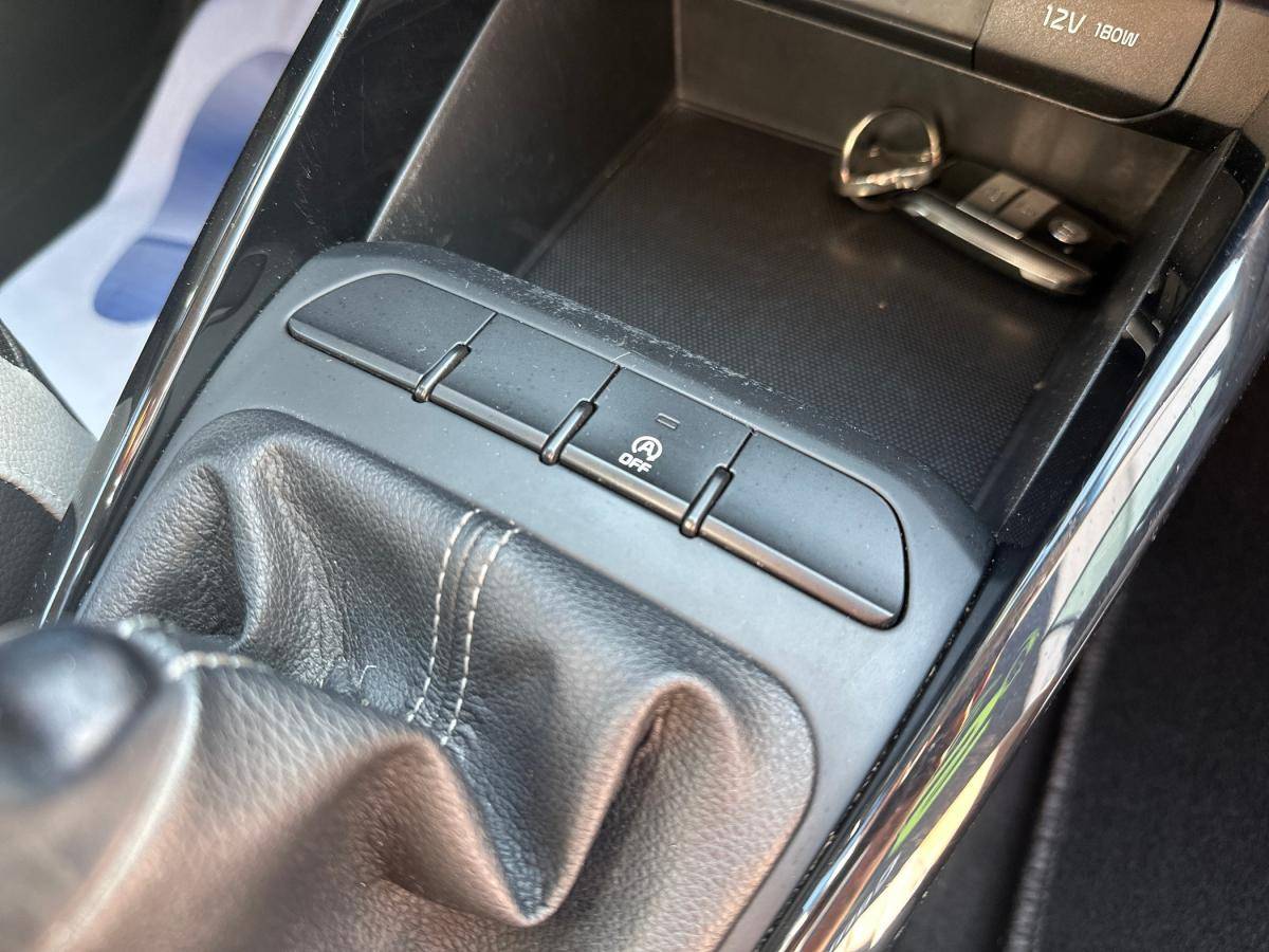 kia-stonic-2018-gasolina-998cc