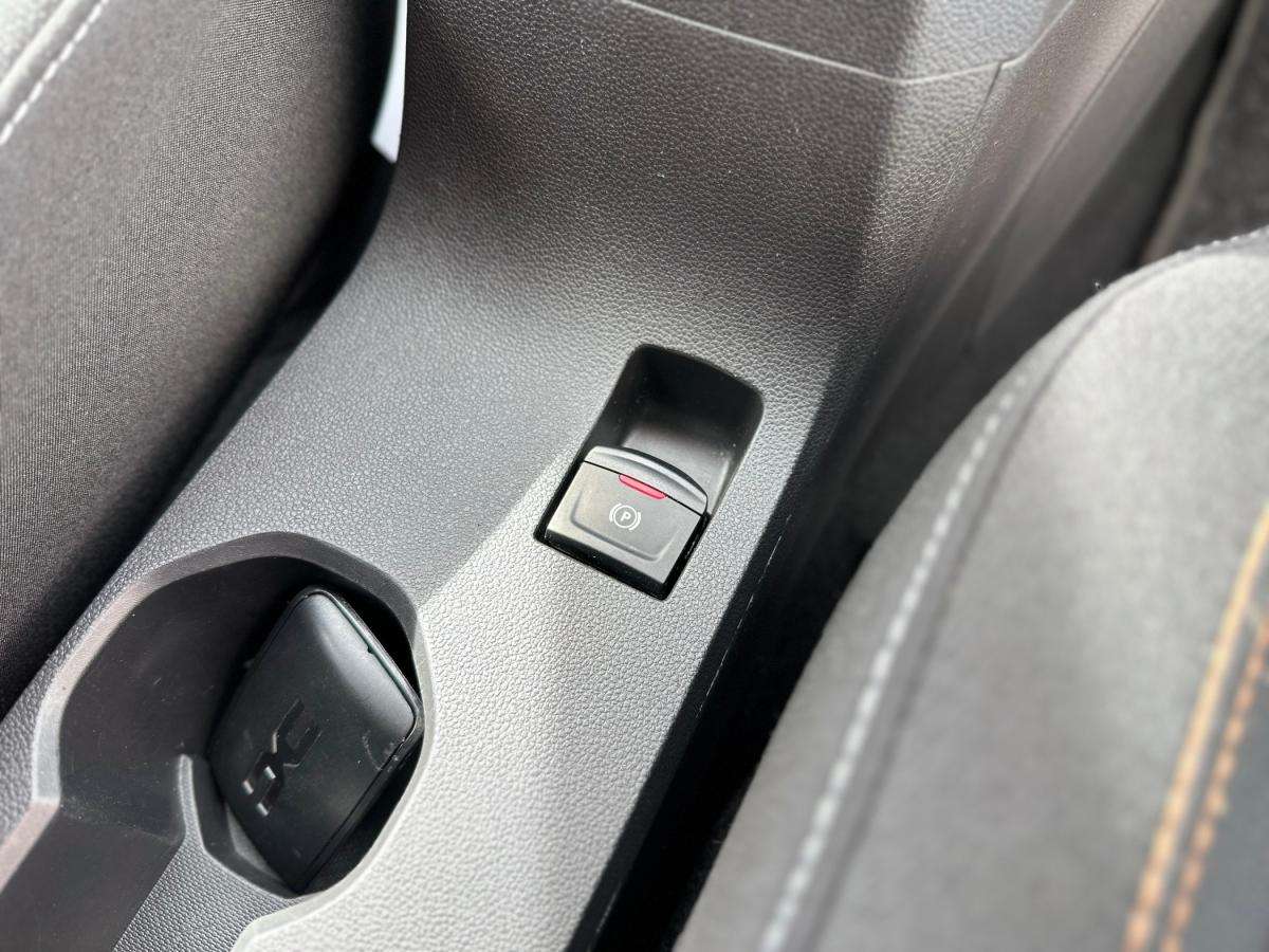 dacia-sandero-2023-gasolina-999cc
