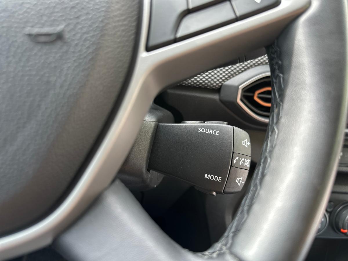 dacia-sandero-2023-gasolina-999cc