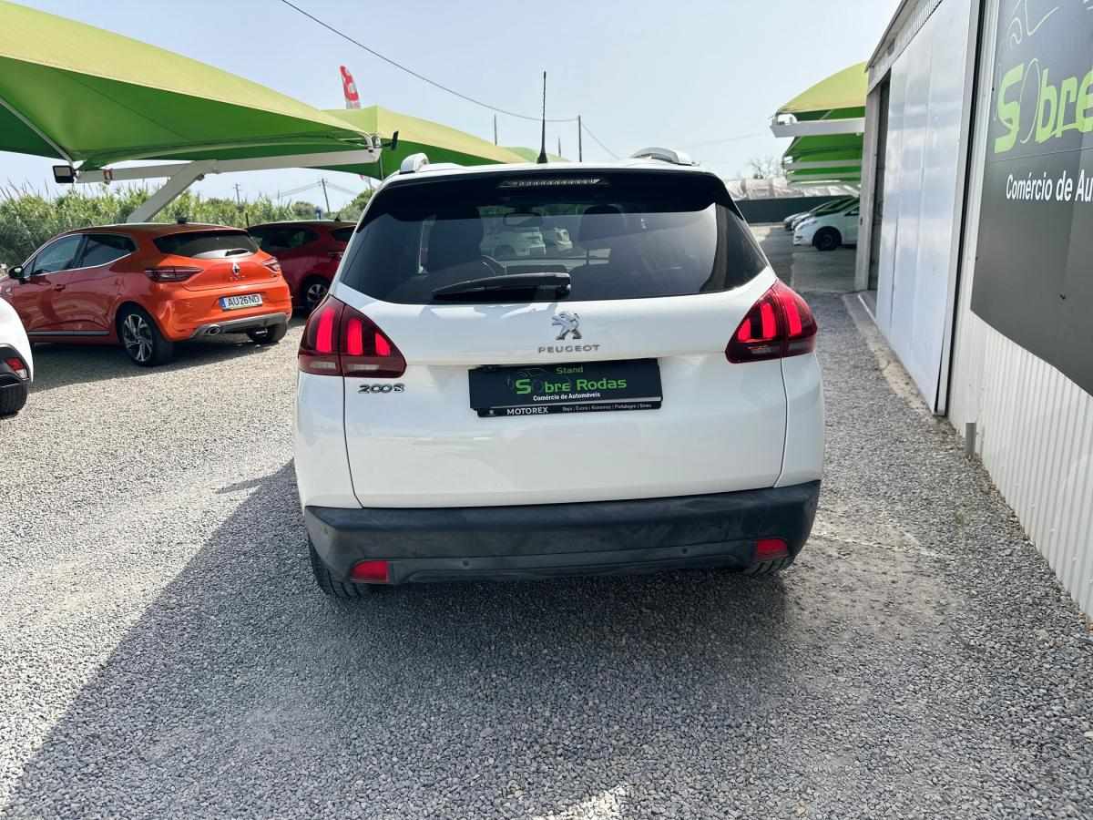 peugeot-2008-2019-gasolina-1199cc
