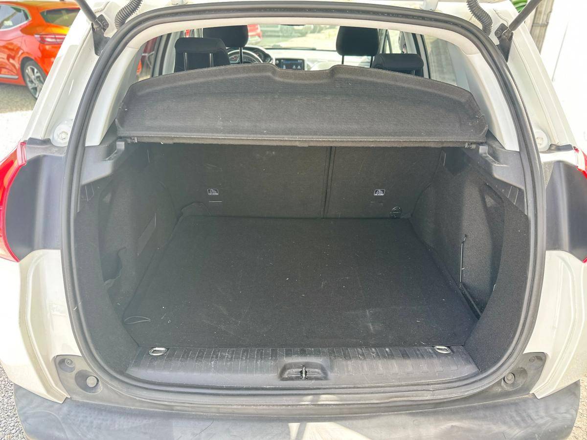 peugeot-2008-2019-gasolina-1199cc