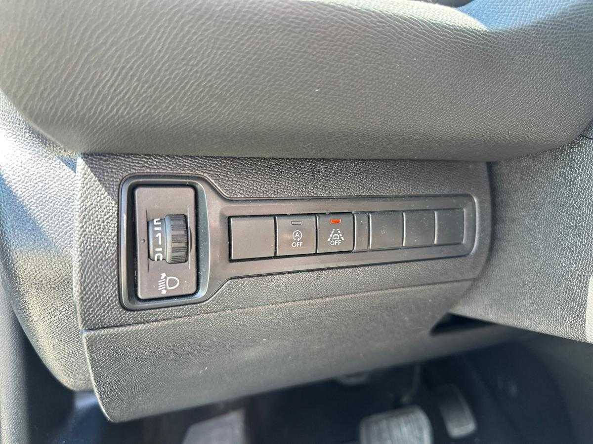 peugeot-308-sw-2020-diesel-1499cc