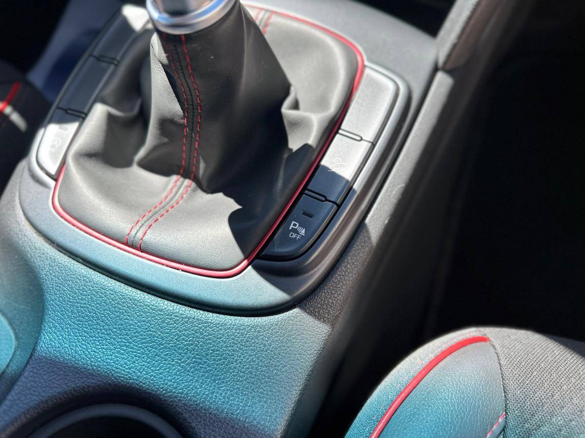 hyundai-kauai-2019-gasolina-998cc