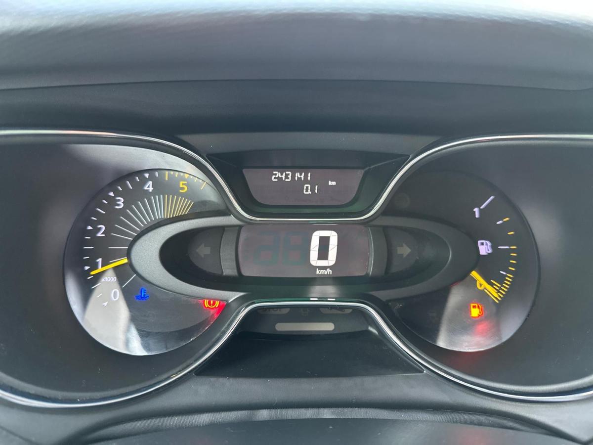 renault-captur-2017-diesel-1461cc