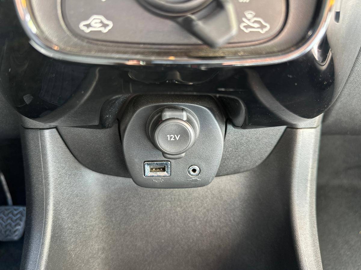 peugeot-108-2016-gasolina-1199cc