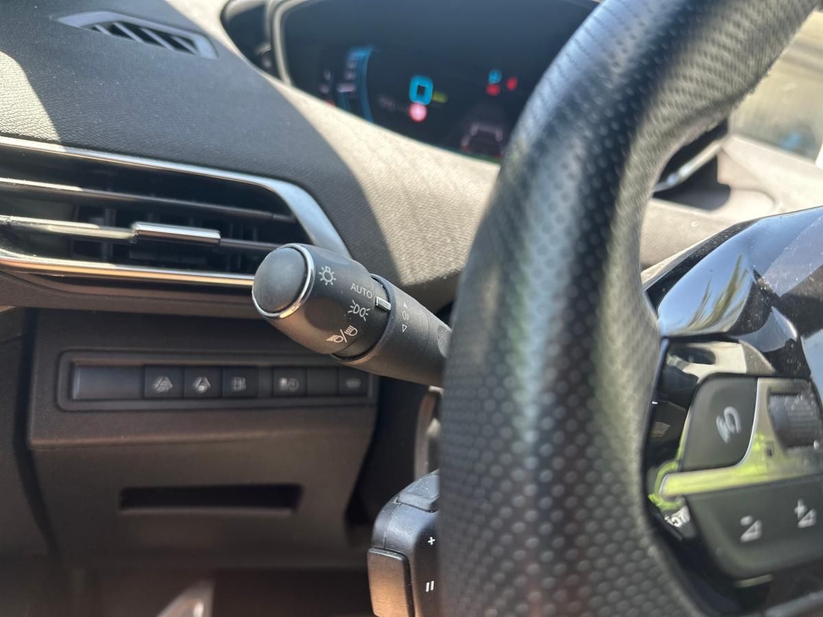 peugeot-3008-2025-hibrido-a-gasolina-1598cc