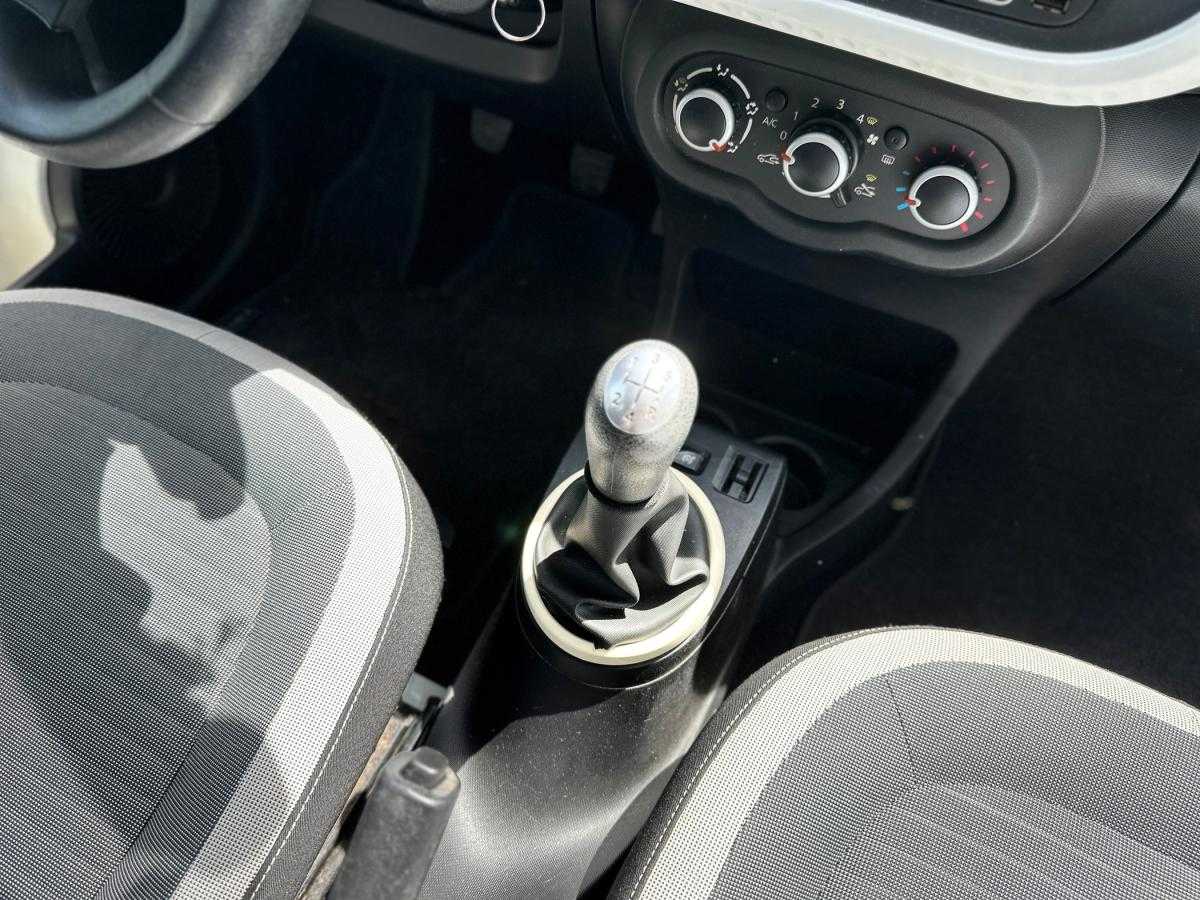 renault-twingo-2017-gasolina-999cc