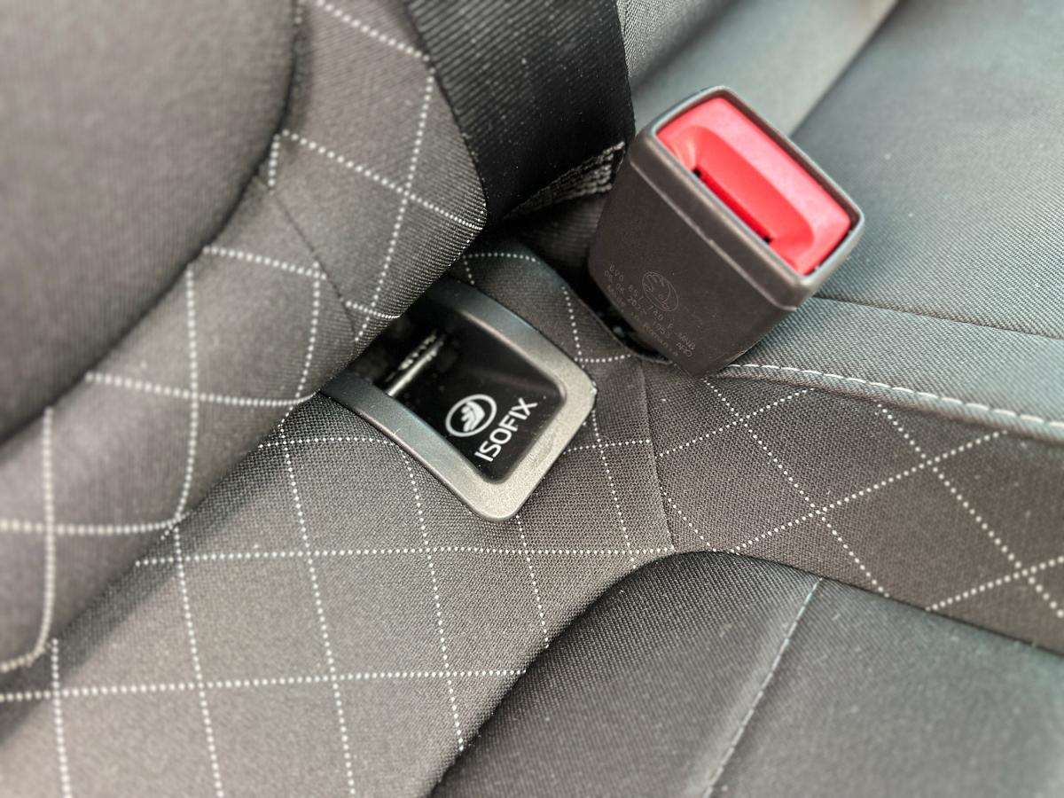 skoda-fabia-2022-gasolina-999cc