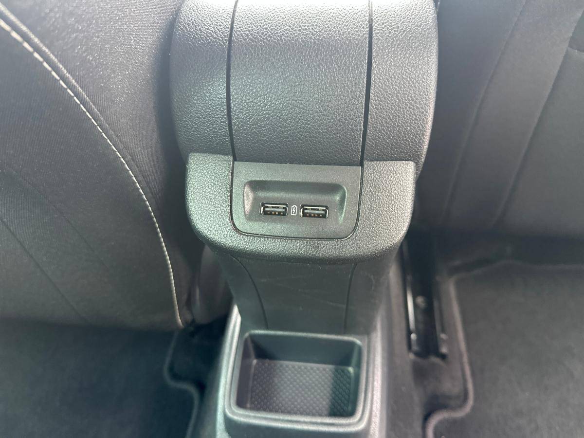 skoda-fabia-2022-gasolina-999cc