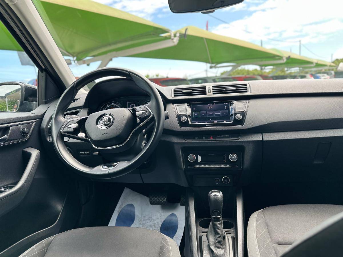 skoda-fabia-2022-gasolina-999cc
