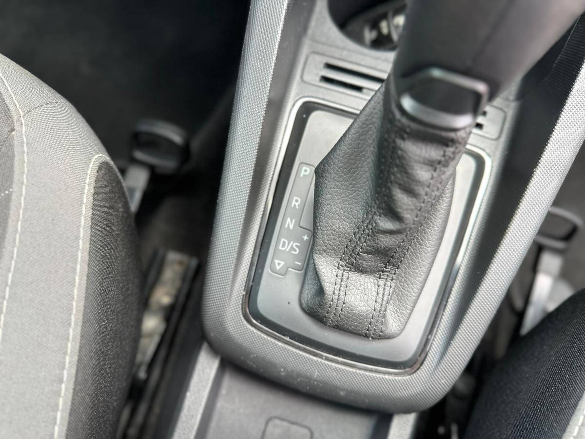 skoda-fabia-2022-gasolina-999cc