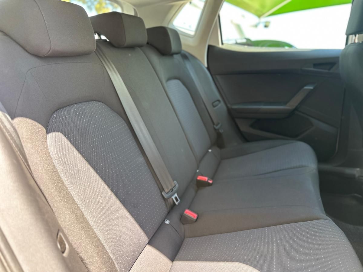 seat-ibiza-2023-gasolina-999cc
