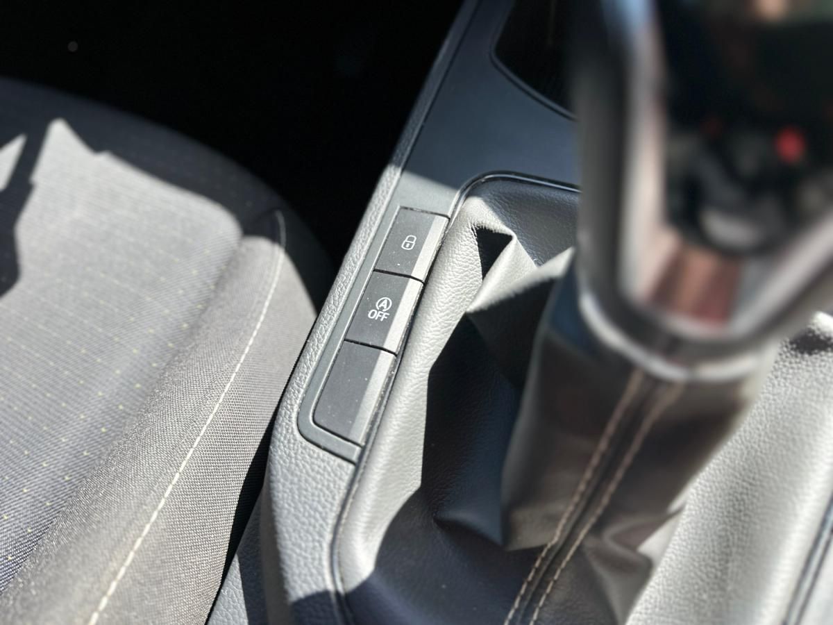 seat-ibiza-2023-gasolina-999cc