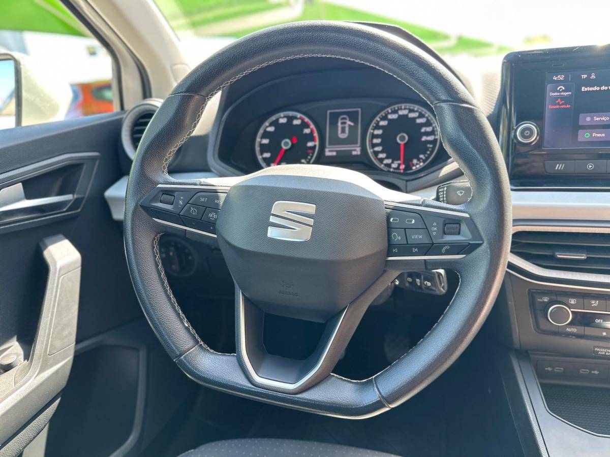seat-ibiza-2023-gasolina-999cc