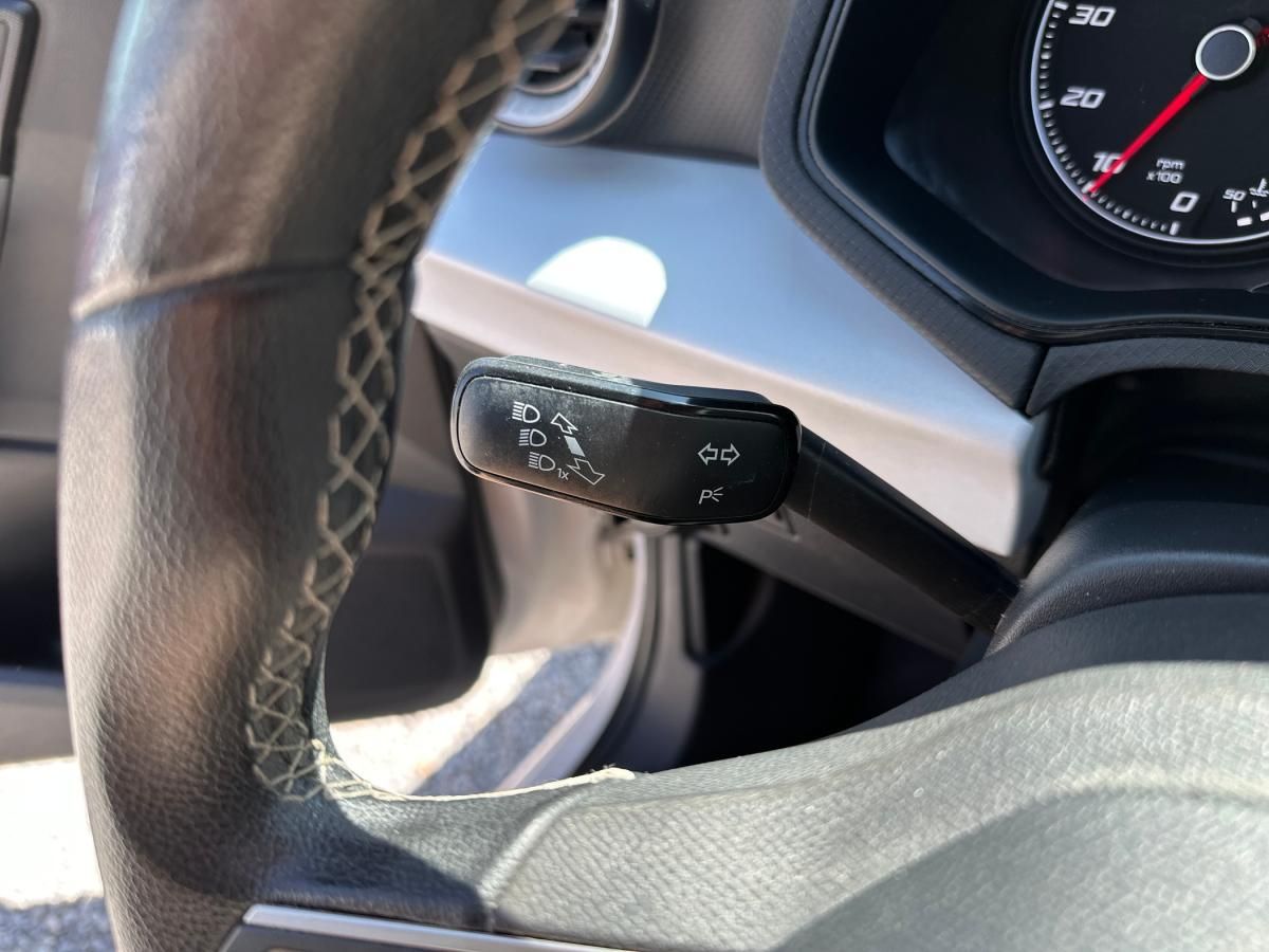 seat-ibiza-2023-gasolina-999cc