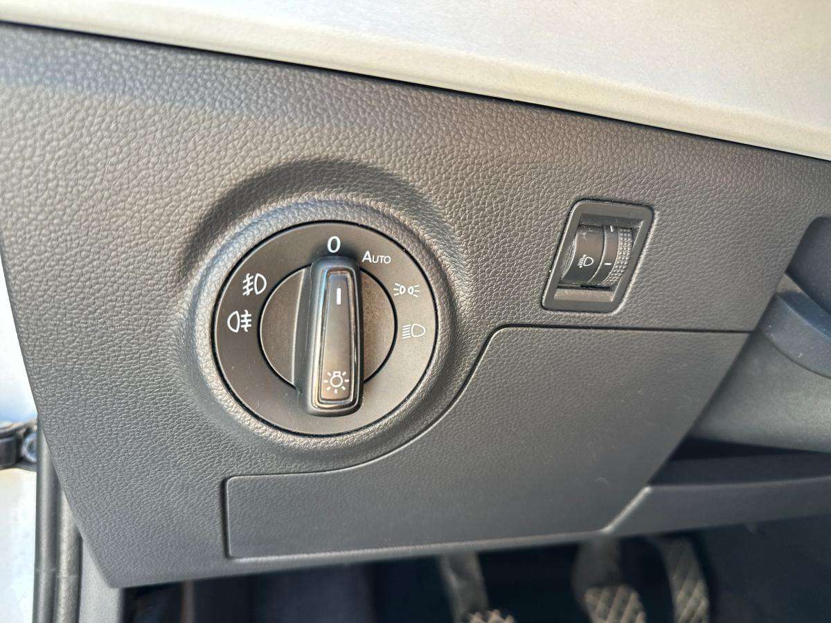 seat-ibiza-2023-gasolina-999cc