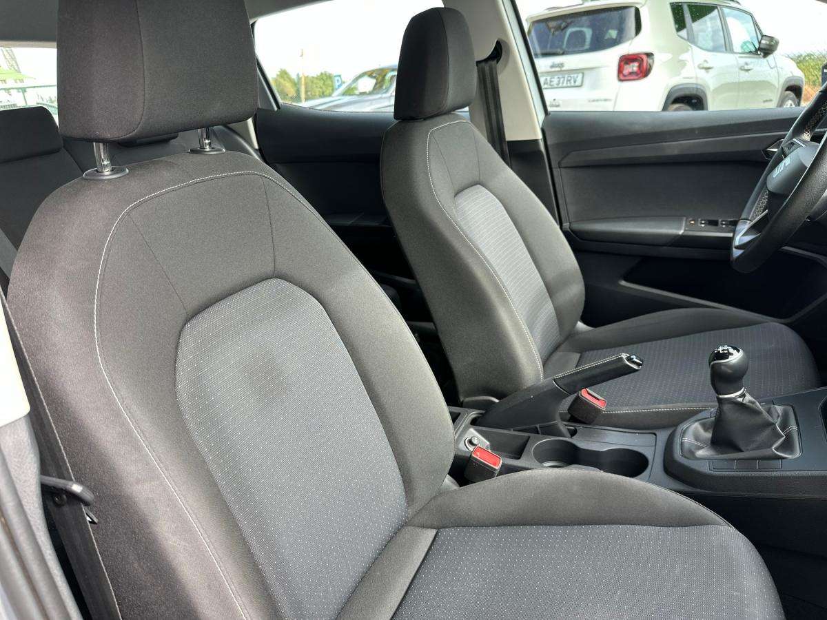 seat-ibiza-2023-gasolina-999cc